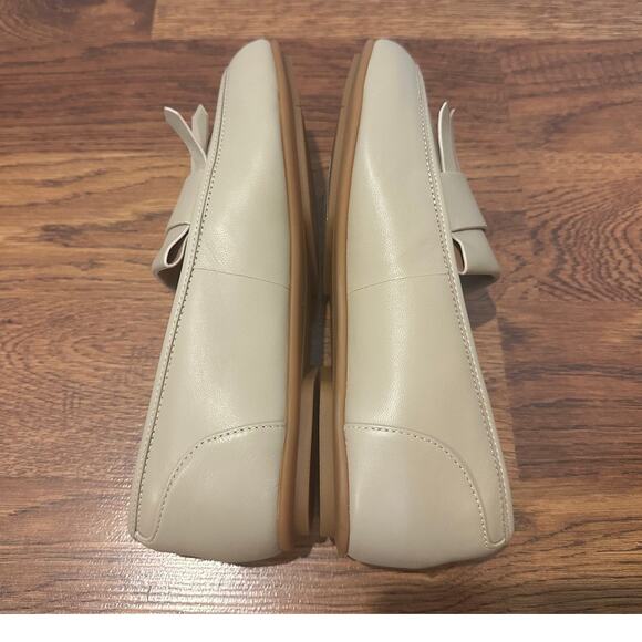 FitFlop Women's Allegro Fringe Buckled Leather Loafers Beige Size 6 NWOB - Picture 6 of 13